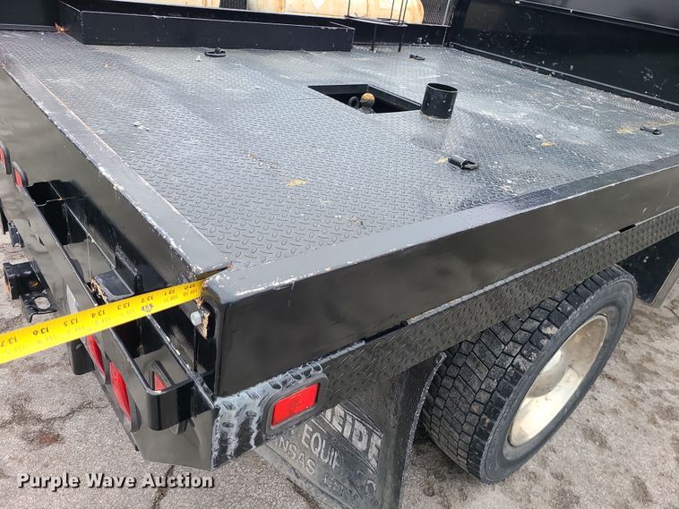 image for item DR7791 2006 Chevrolet C4500  flatbed truck