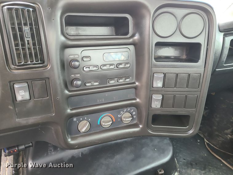 image for item DR7791 2006 Chevrolet C4500  flatbed truck