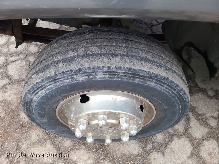 image for item DR7791 2006 Chevrolet C4500  flatbed truck