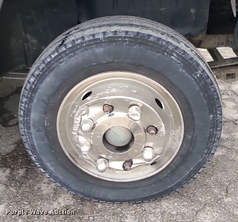 image for item DR7791 2006 Chevrolet C4500  flatbed truck