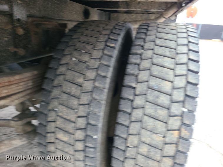 image for item DR7791 2006 Chevrolet C4500  flatbed truck