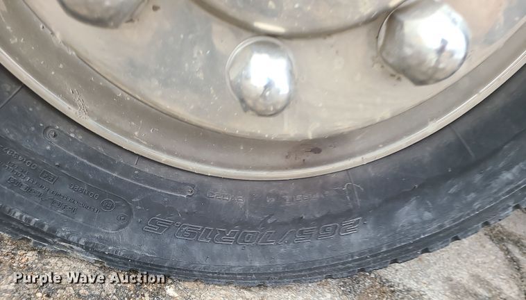 image for item DR7791 2006 Chevrolet C4500  flatbed truck