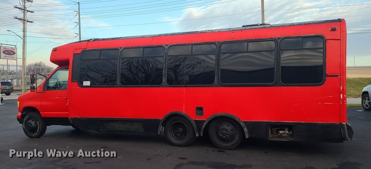 image for item DR7797 1993 Ford E350  party bus