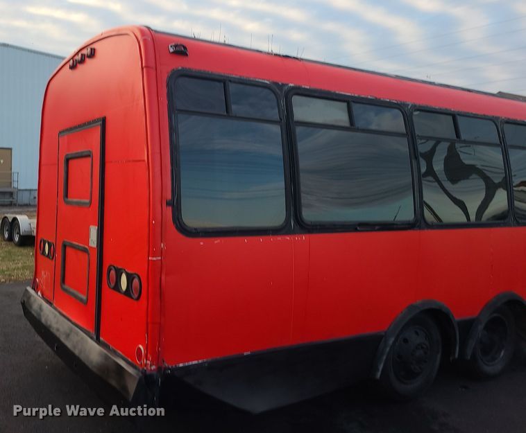 image for item DR7797 1993 Ford E350  party bus