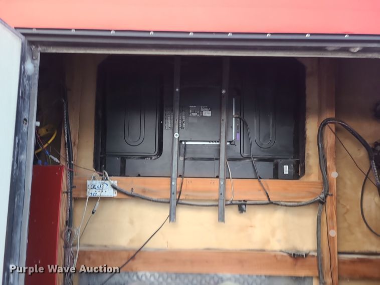 image for item DR7797 1993 Ford E350  party bus