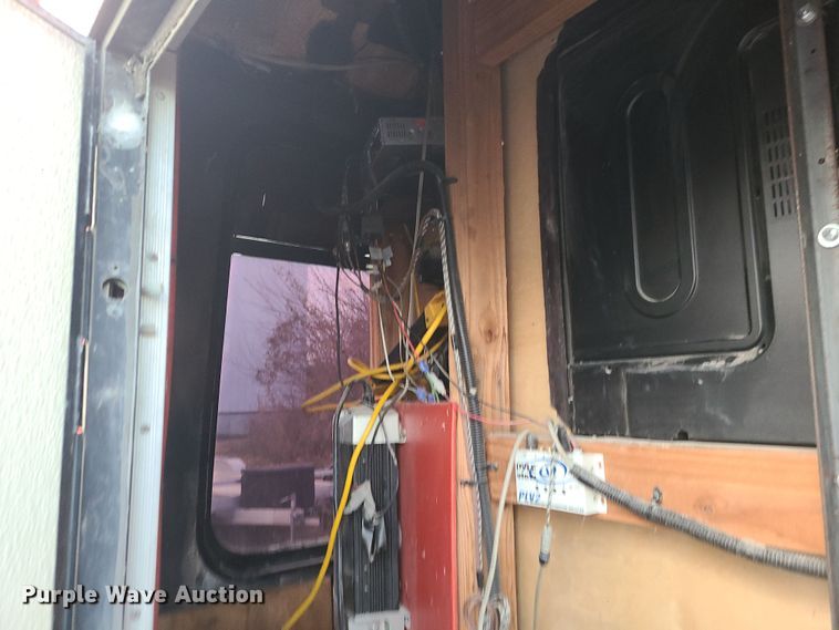 image for item DR7797 1993 Ford E350  party bus