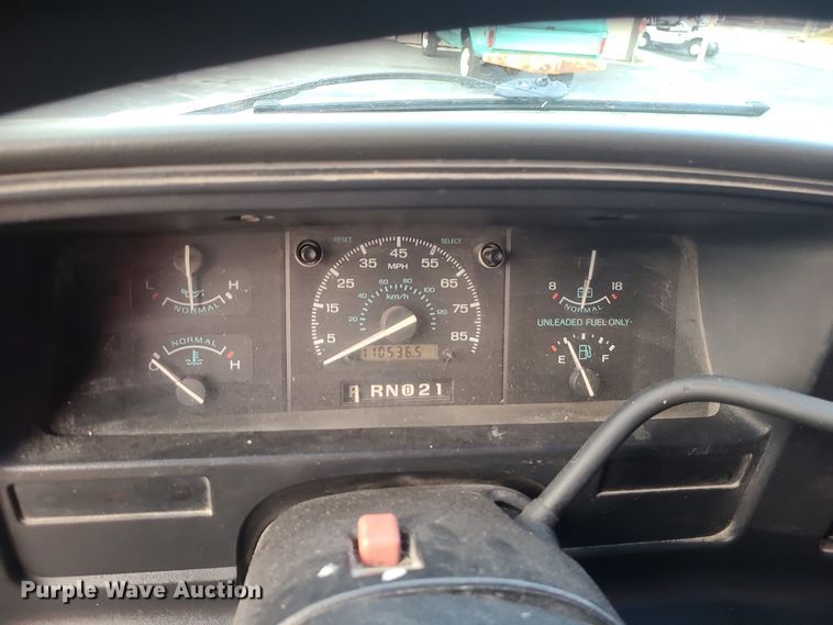 image for item DR7797 1993 Ford E350  party bus