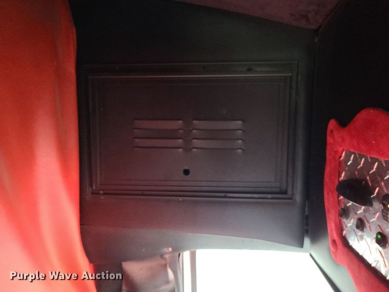 image for item DR7797 1993 Ford E350  party bus