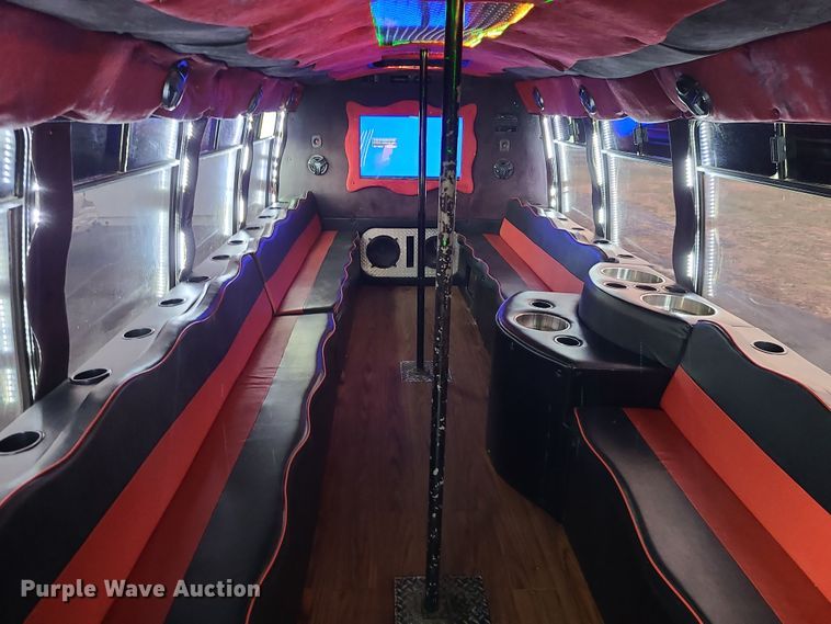 image for item DR7797 1993 Ford E350  party bus