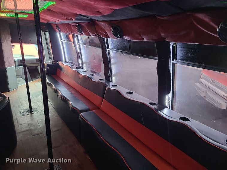 image for item DR7797 1993 Ford E350  party bus