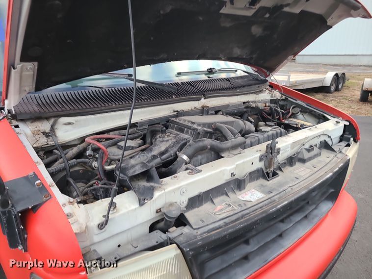 image for item DR7797 1993 Ford E350  party bus