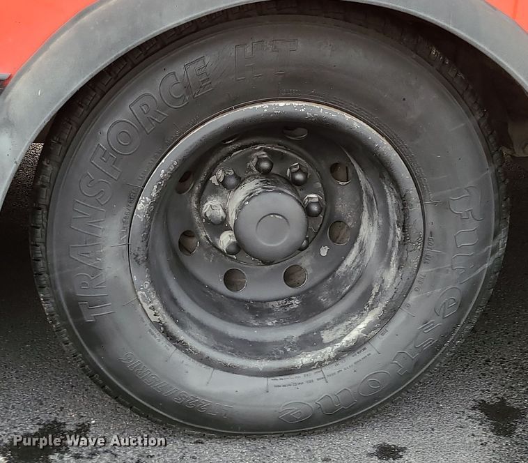 image for item DR7797 1993 Ford E350  party bus