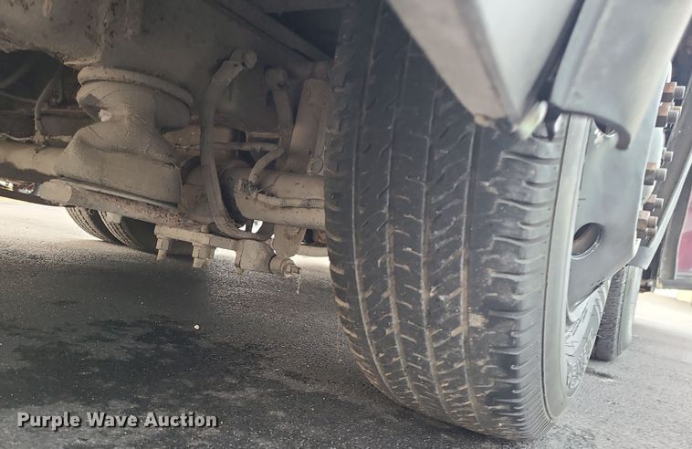 image for item DR7797 1993 Ford E350  party bus