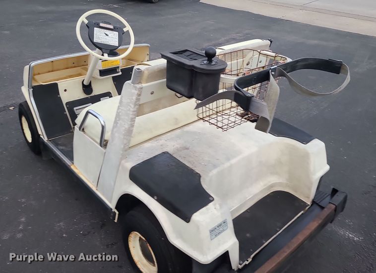 image for item DR7798 Yamaha  golf cart