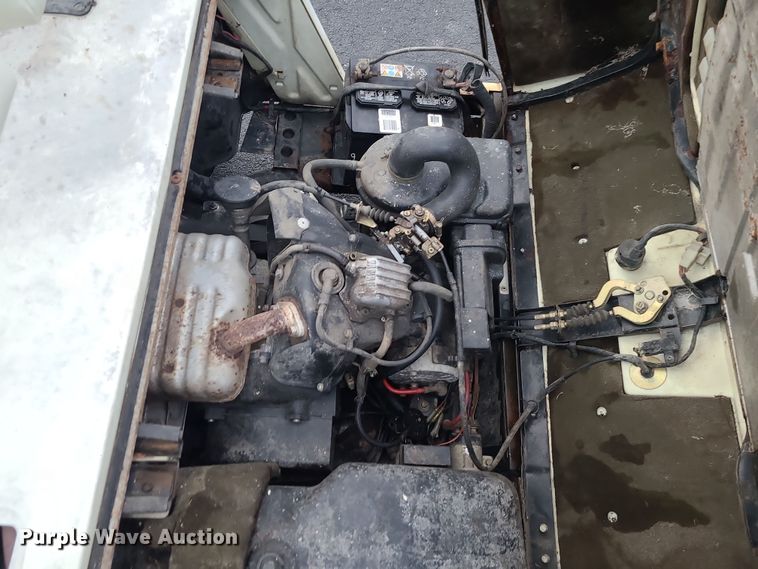 image for item DR7798 Yamaha  golf cart