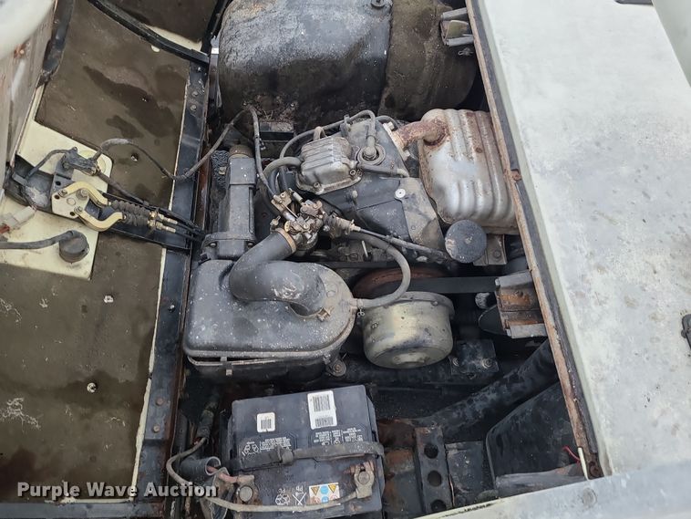 image for item DR7798 Yamaha  golf cart