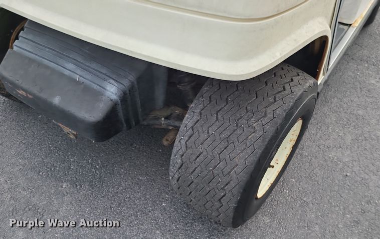 image for item DR7798 Yamaha  golf cart