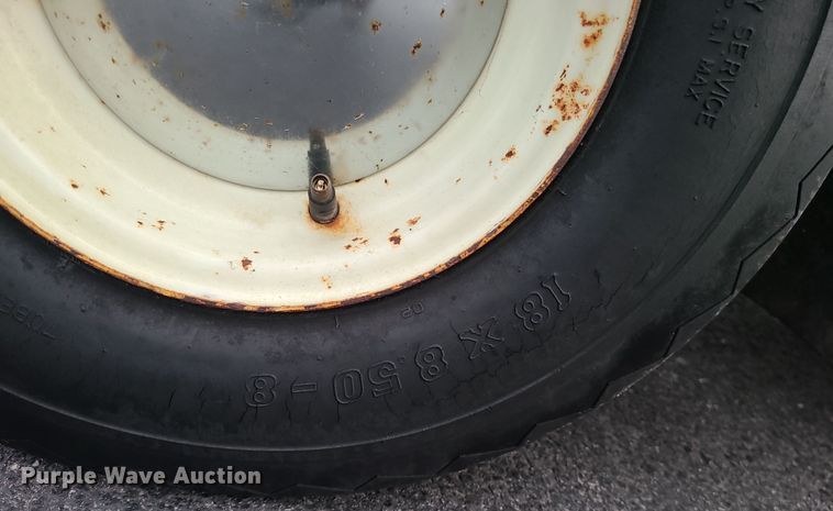 image for item DR7798 Yamaha  golf cart