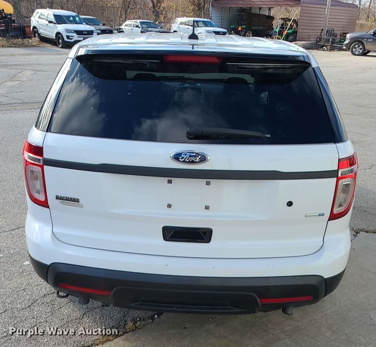 image for item DR7805 2013 Ford Explorer Police Interceptor  SUV