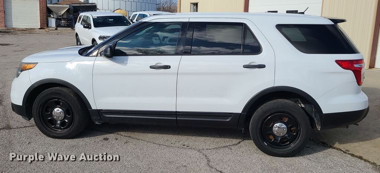 image for item DR7805 2013 Ford Explorer Police Interceptor  SUV