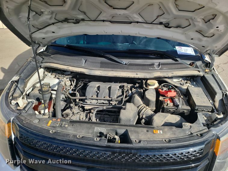 image for item DR7805 2013 Ford Explorer Police Interceptor  SUV