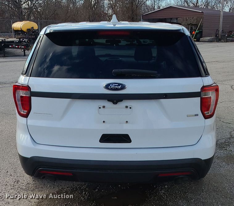 image for item DR7806 2016 Ford Explorer Police Interceptor  SUV