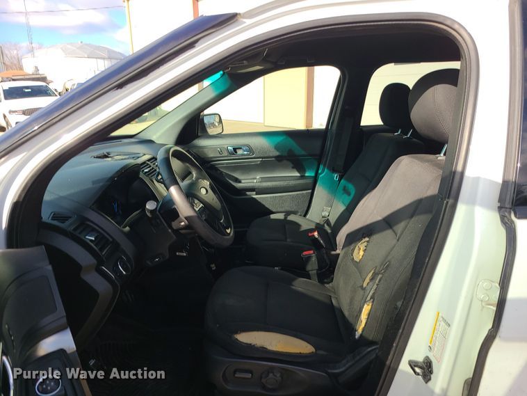 image for item DR7806 2016 Ford Explorer Police Interceptor  SUV