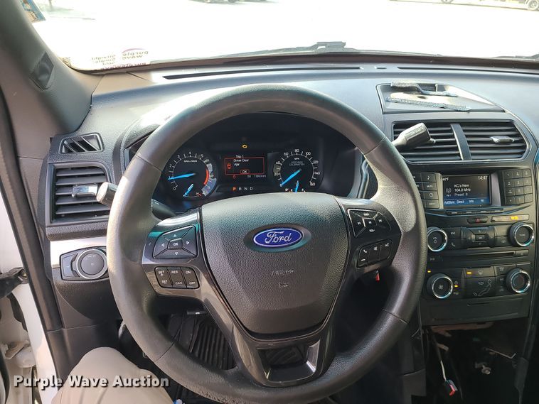 image for item DR7806 2016 Ford Explorer Police Interceptor  SUV