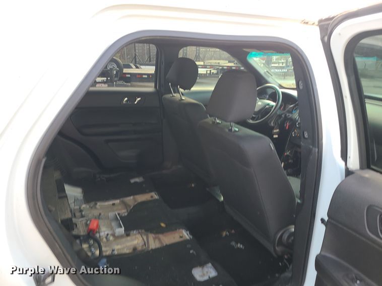 image for item DR7806 2016 Ford Explorer Police Interceptor  SUV