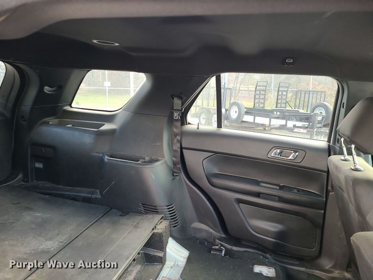 image for item DR7806 2016 Ford Explorer Police Interceptor  SUV