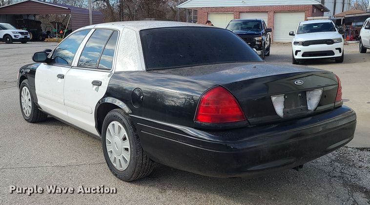 image for item DR7807 2008 Ford Crown Victoria Police Interceptor