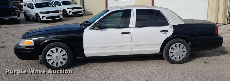 image for item DR7807 2008 Ford Crown Victoria Police Interceptor