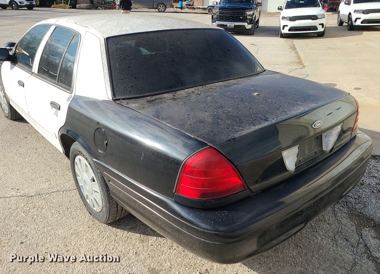 image for item DR7807 2008 Ford Crown Victoria Police Interceptor