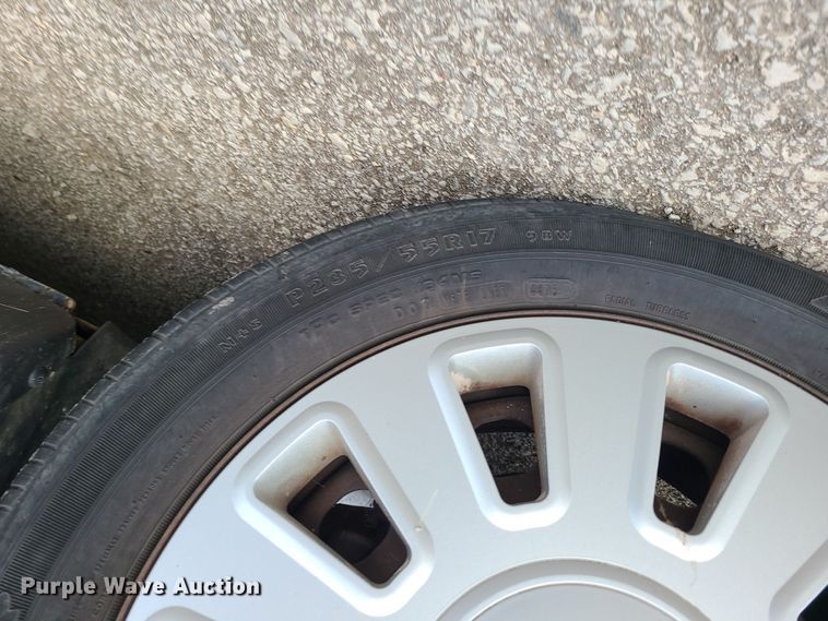 image for item DR7807 2008 Ford Crown Victoria Police Interceptor