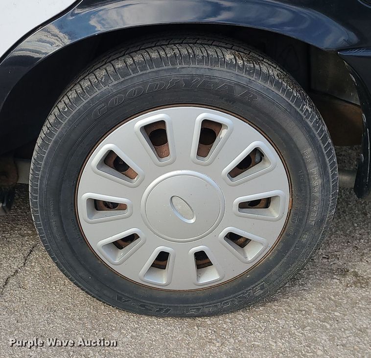 image for item DR7807 2008 Ford Crown Victoria Police Interceptor