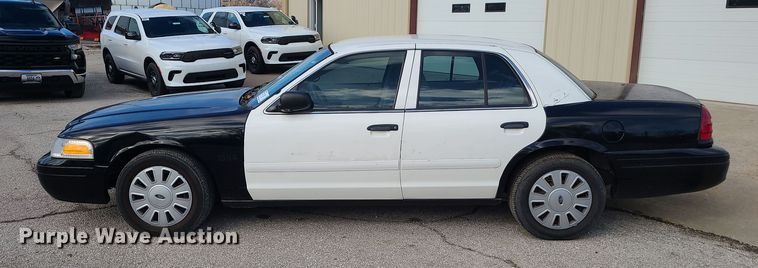 image for item DR7808 2008 Ford Crown Victoria Police Interceptor