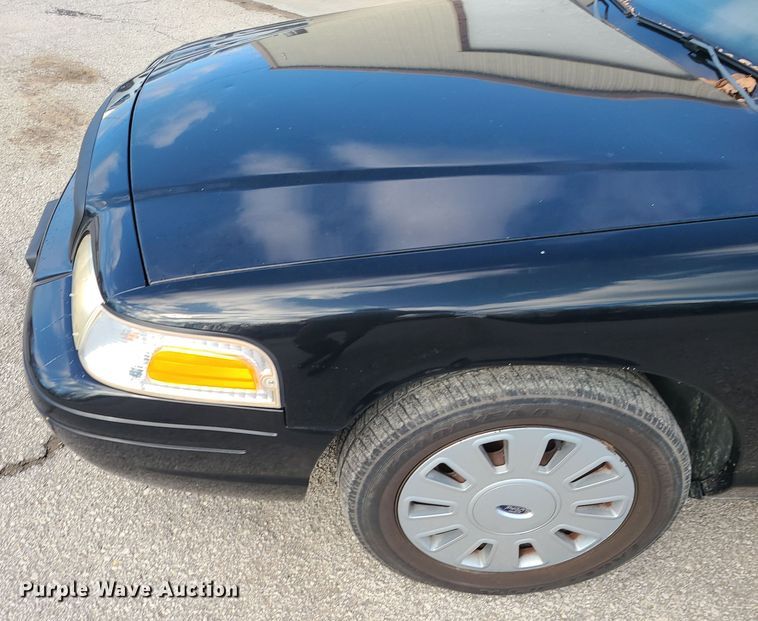 image for item DR7808 2008 Ford Crown Victoria Police Interceptor