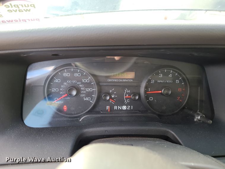 image for item DR7808 2008 Ford Crown Victoria Police Interceptor