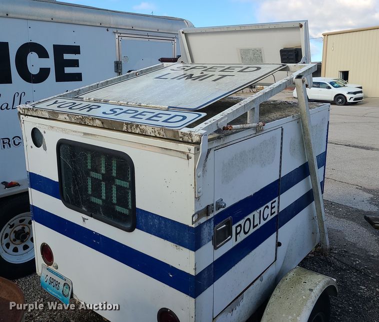 image for item DR7810 1996 Kustom Signals   radar trailer