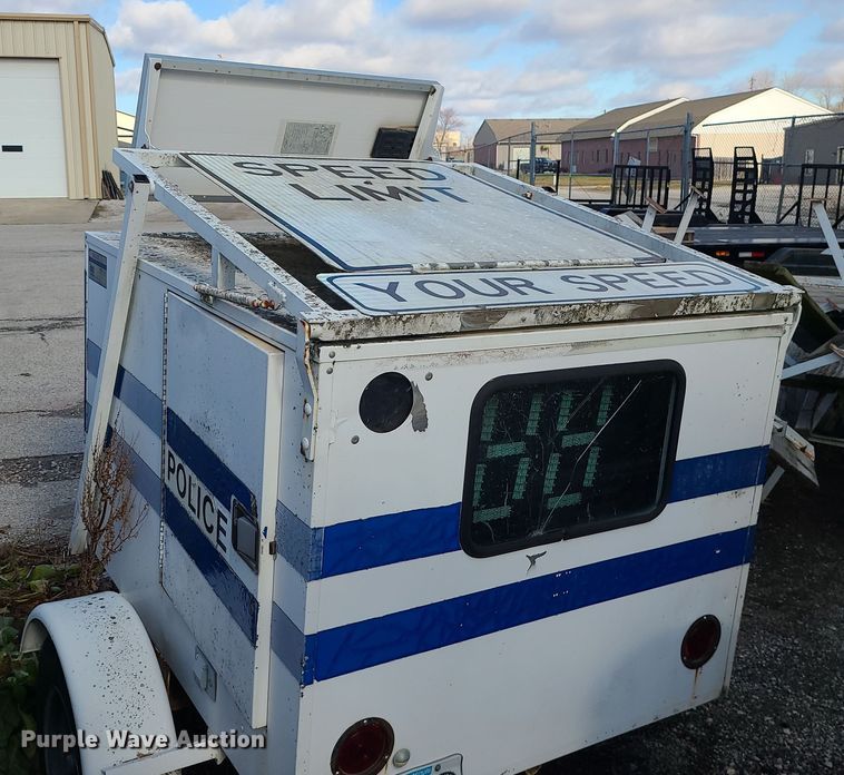 image for item DR7810 1996 Kustom Signals   radar trailer