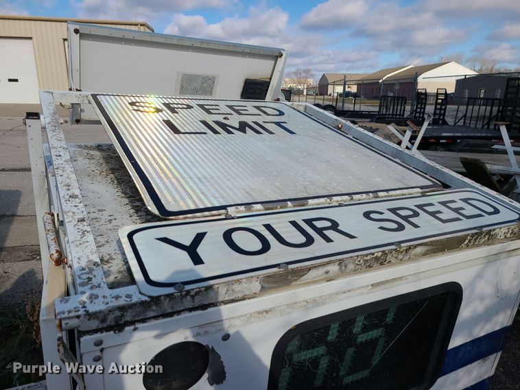 image for item DR7810 1996 Kustom Signals   radar trailer