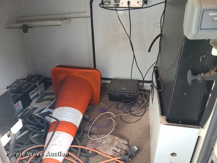 image for item DR7810 1996 Kustom Signals   radar trailer