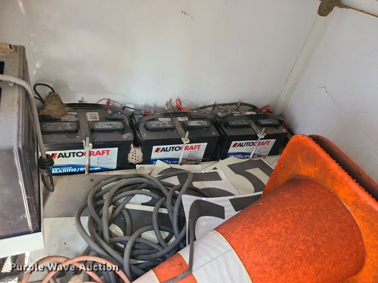 image for item DR7810 1996 Kustom Signals   radar trailer