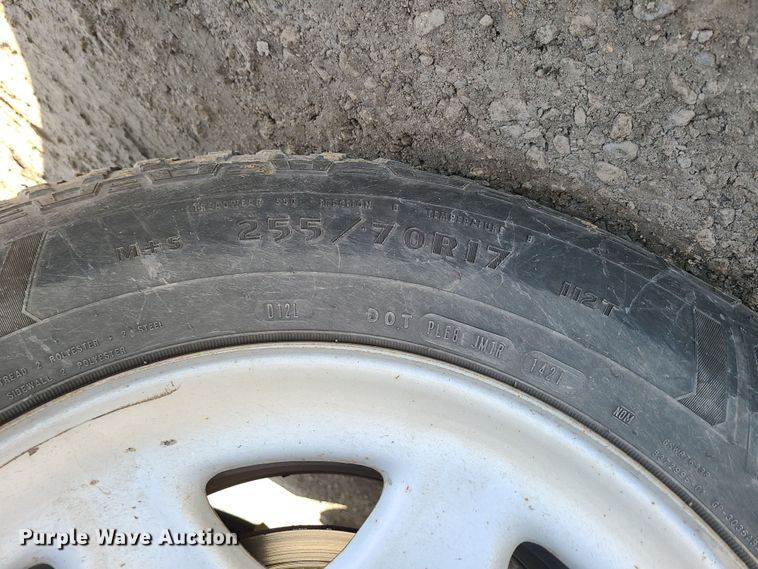 image for item DR7812 2015 Chevrolet Silverado 1500  Crew Cab pickup truck