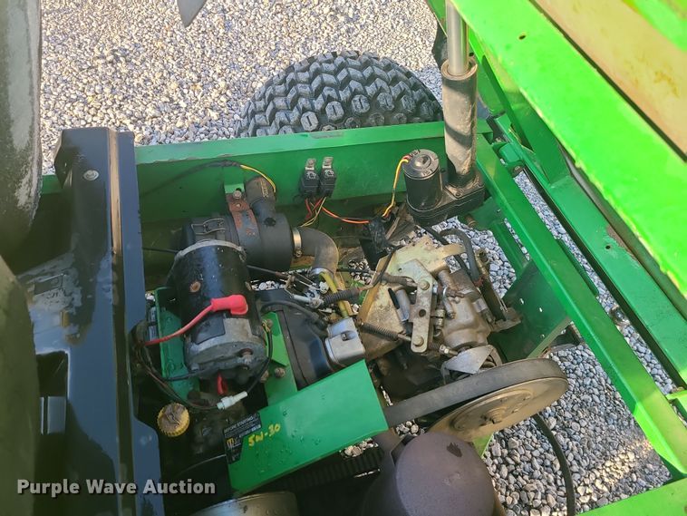 image for item DR7814 John Deere Gator Turf  utility vehicle