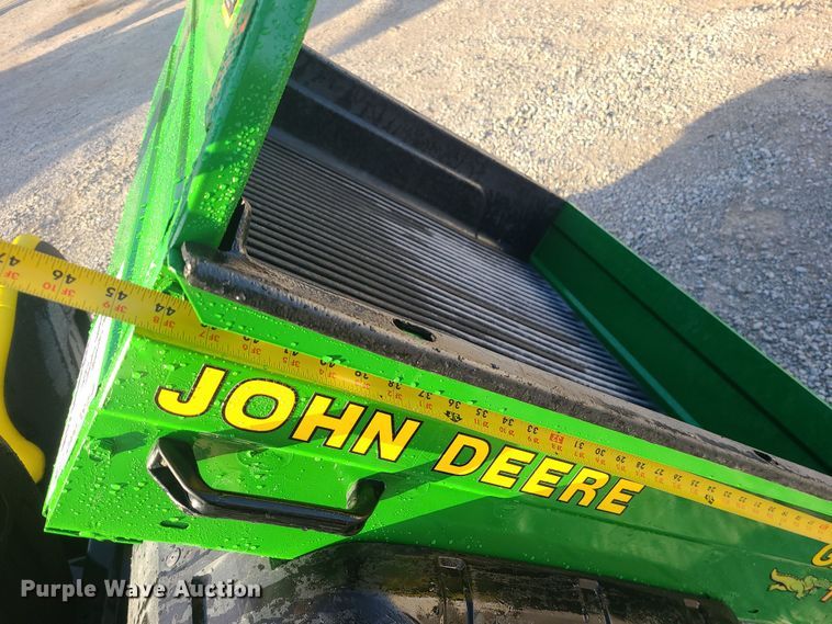 image for item DR7814 John Deere Gator Turf  utility vehicle