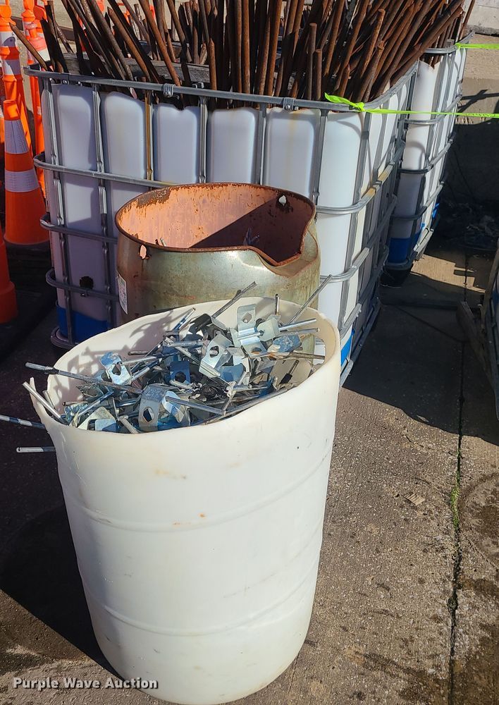 image for item DR7817 Concrete stakes