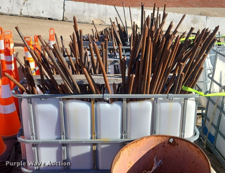 image for item DR7817 Concrete stakes