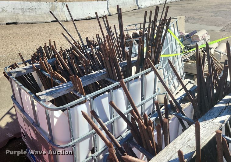 image for item DR7817 Concrete stakes