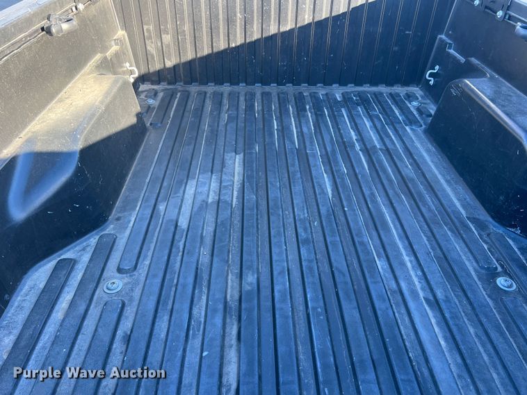 image for item DS2463 2016 Toyota Tacoma  Access Cab pickup truck